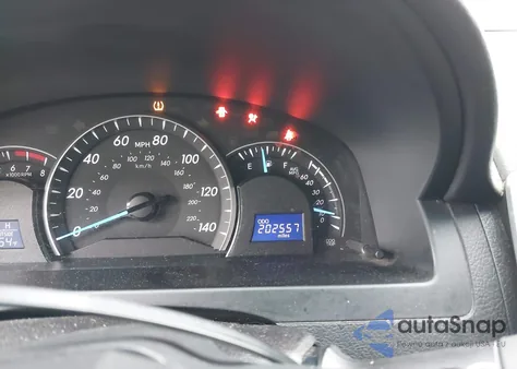 2015 Toyota Camry Le из США, поврежденный, VIN 4T4BF1FKXFR485577